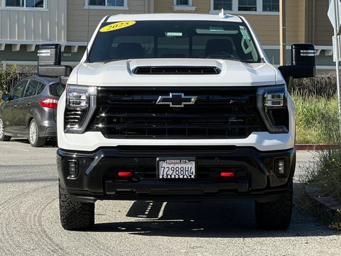 Used 2025 Chevrolet Silverado 2500 LTZ w/ Trail Boss Package AWD/4WD image 9
