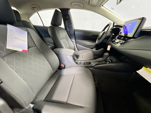 Used 2026 Toyota Corolla LE FWD image 29