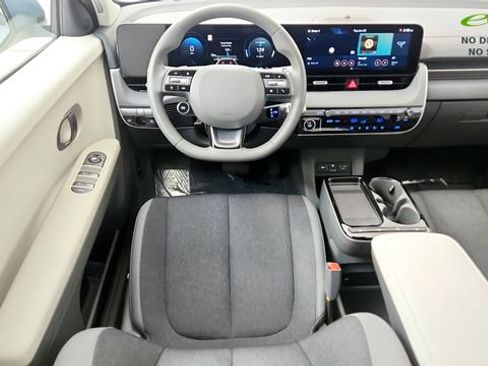 Used 2026 Hyundai Ioniq 5 SE RWD image 51