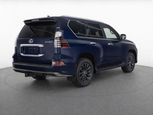 Used 2023 Lexus GX 460 Luxury w/ Sport Design Package AWD/4WD image 3