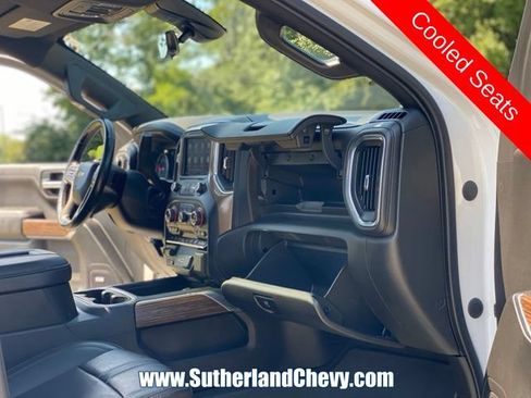 Used 2021 Chevrolet Silverado 1500 High Country w/ Technology Package AWD/4WD image 24