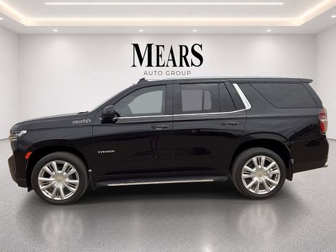 Used 2023 Chevrolet Tahoe High Country RWD image 2