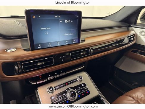 Used 2020 Lincoln Aviator Reserve w/ Equipment Group 202A image 29