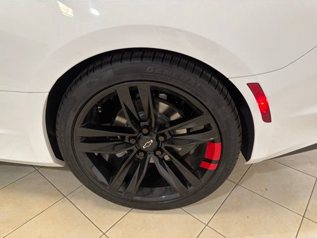Used 2022 Chevrolet Camaro LT w/ Redline Edition RWD image 25
