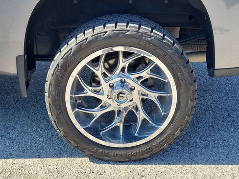 Used 2021 Chevrolet Silverado 1500 LT Trail Boss image 18