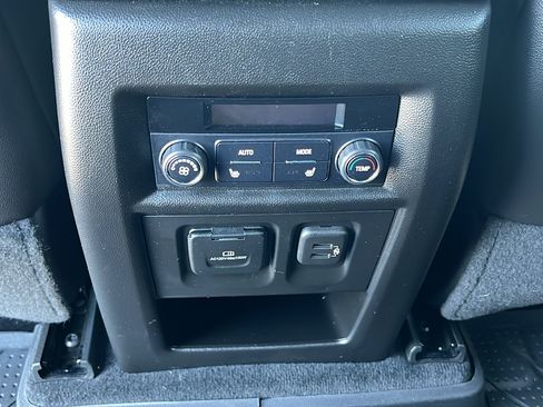 Used 2023 Chevrolet Traverse High Country w/ LPO, Floor Liner Package AWD/4WD image 16