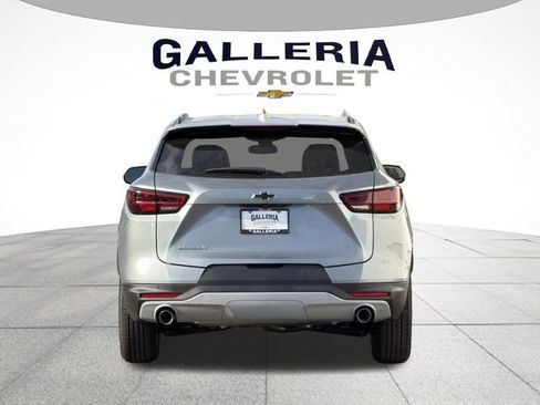 New 2026 Chevrolet Blazer LT w/ Convenience Package FWD image 6
