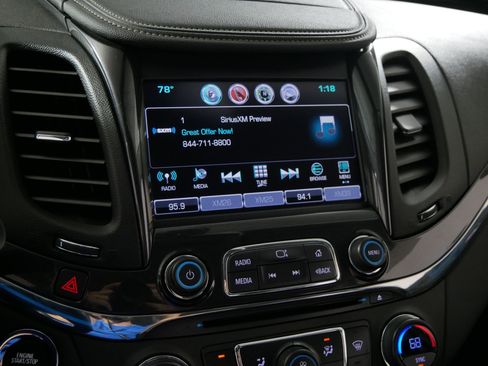 Used 2019 Chevrolet Impala Premier FWD image 22