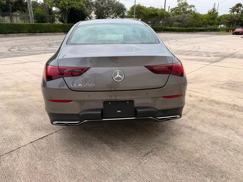 Used 2025 Mercedes-Benz CLA 250 image 5