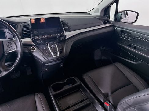 Used 2023 Honda Odyssey EX-L image 18