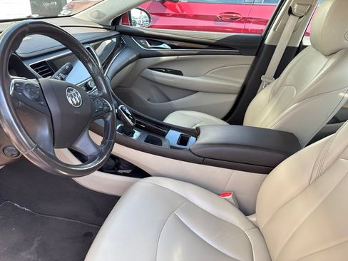 Used 2017 Buick LaCrosse Preferred FWD image 8