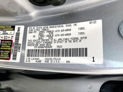 Used 2023 Toyota Tundra Limited image 33