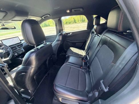 Used 2024 Ford Escape ST-Line w/ Equipment Group 301A FWD image 17