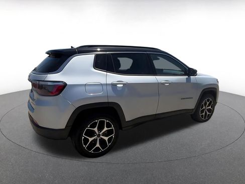 Used 2025 Jeep Compass Limited AWD/4WD image 15