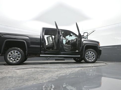Used 2016 GMC Sierra 2500 Denali w/ Duramax Plus Package image 53