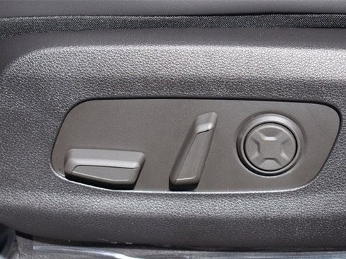 New 2026 Kia Carnival SX w/ SX Dark Edition Package image 27