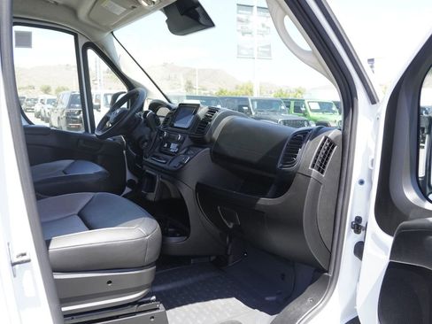 Used 2025 RAM ProMaster 2500 w/ Convenience Group FWD image 23