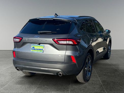 Used 2025 Ford Escape ST-Line AWD/4WD image 8