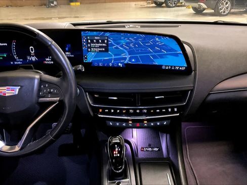 Used 2025 Cadillac CT5 Premium Luxury image 6