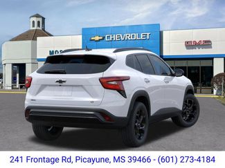 New 2026 Chevrolet Trax LT w/ Driver Confidence Package FWD video 4