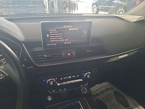 Used 2018 Audi Q5 2.0T Premium AWD/4WD image 17