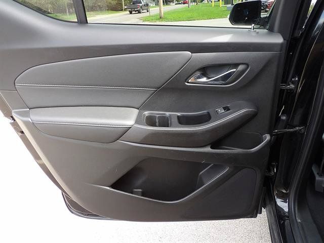 Certified 2023 Chevrolet Traverse LT w/ Rear Camera Mirror Package AWD/4WD image 30