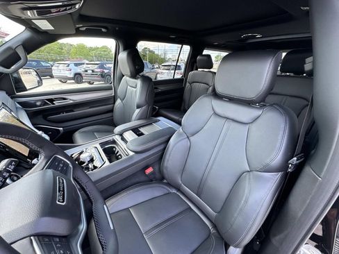 New 2026 Jeep Grand Wagoneer 4WD image 51