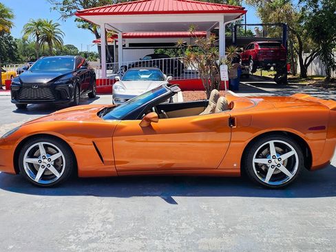 Used 2007 Chevrolet Corvette Convertible w/ Preferred Equipment Group RWD image 5