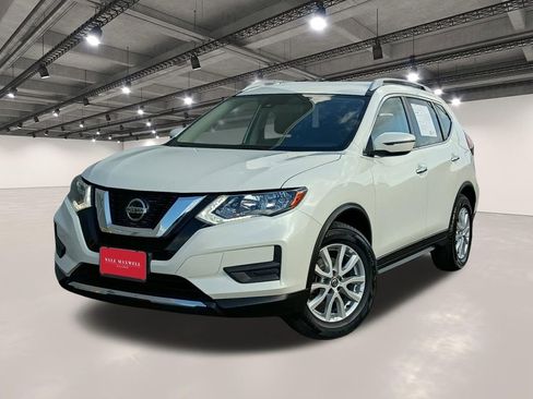 Used 2019 Nissan Rogue SV FWD image 1