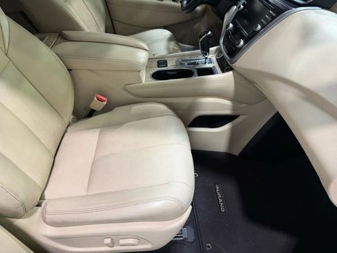 Used 2019 Nissan Murano SL w/ SL Technology Package image 29