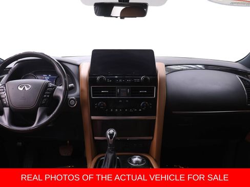 Used 2024 INFINITI QX80 Sensory AWD/4WD image 5