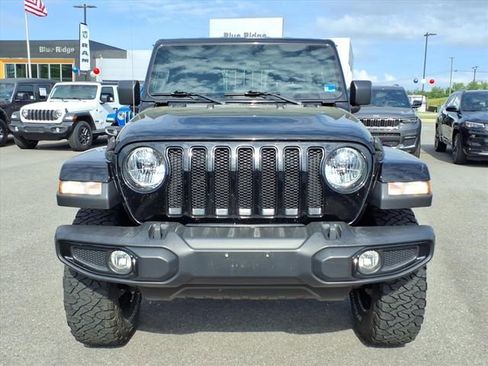 Used 2021 Jeep Wrangler Unlimited Sahara AWD/4WD image 10