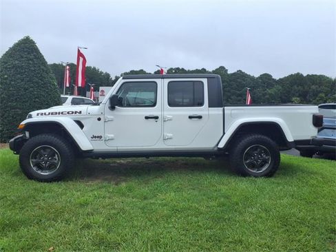 Used 2023 Jeep Gladiator Rubicon w/ LED Lighting Group image 3