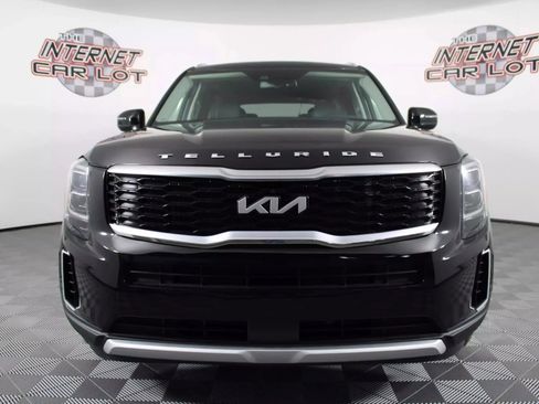 Used 2022 Kia Telluride EX w/ EX Premium Package FWD image 2