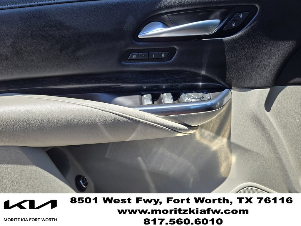 Used 2023 Cadillac XT4 Premium Luxury FWD image 25
