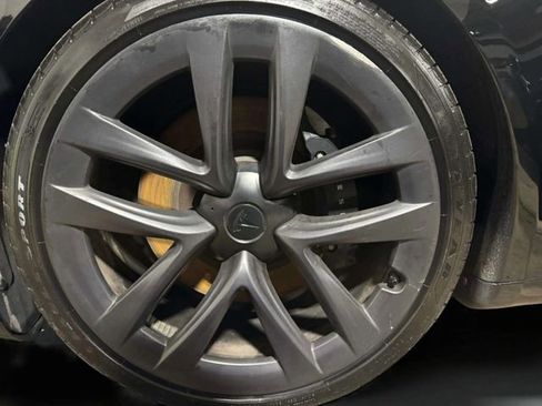 Used 2021 Tesla Model S Plaid image 28