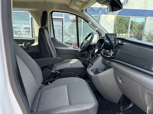 Used 2024 Ford Transit 350 XLT RWD image 9