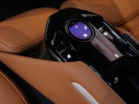 Certified 2024 Ferrari Purosangue AWD/4WD image 59