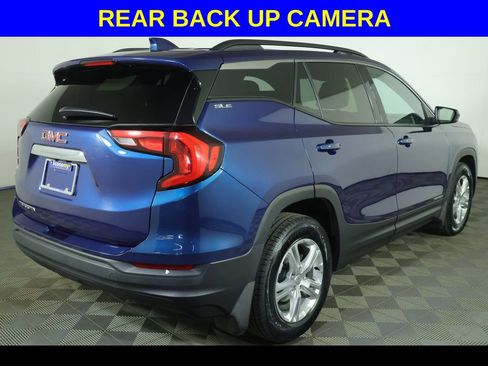 Used 2019 GMC Terrain SLE w/ Driver Convenience Package image 7