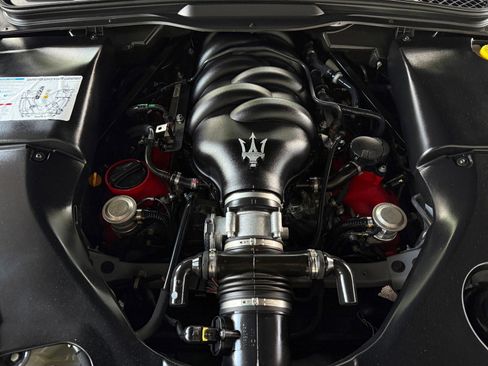 Used 2019 Maserati GranTurismo Sport image 39