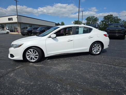 Used 2016 Acura ILX FWD image 4