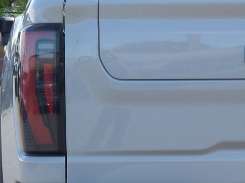 Used 2026 GMC Sierra 2500 AT4 w/ AT4 Premium Plus Package AWD/4WD image 48
