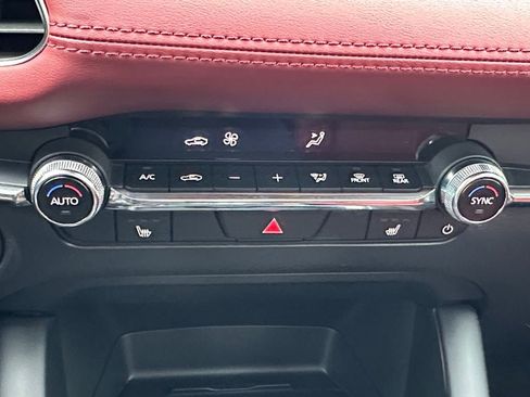 New 2026 MAZDA MAZDA3 2.5 S Hatchback w/ Premium Pkg image 16