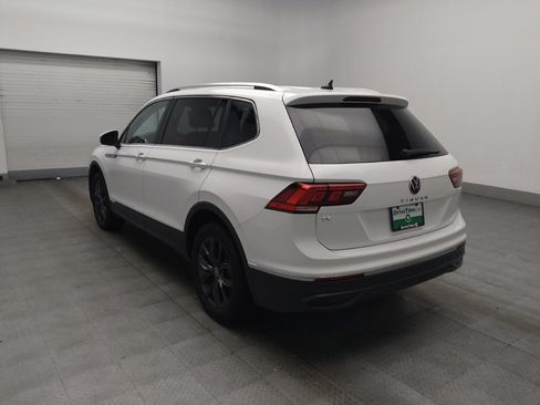 Used 2024 Volkswagen Tiguan SE FWD image 5