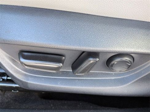 Certified 2025 Toyota Camry SE image 14