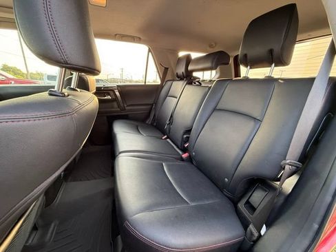 Used 2021 Toyota 4Runner TRD Off-Road Premium w/ Moonroof Package AWD/4WD image 9