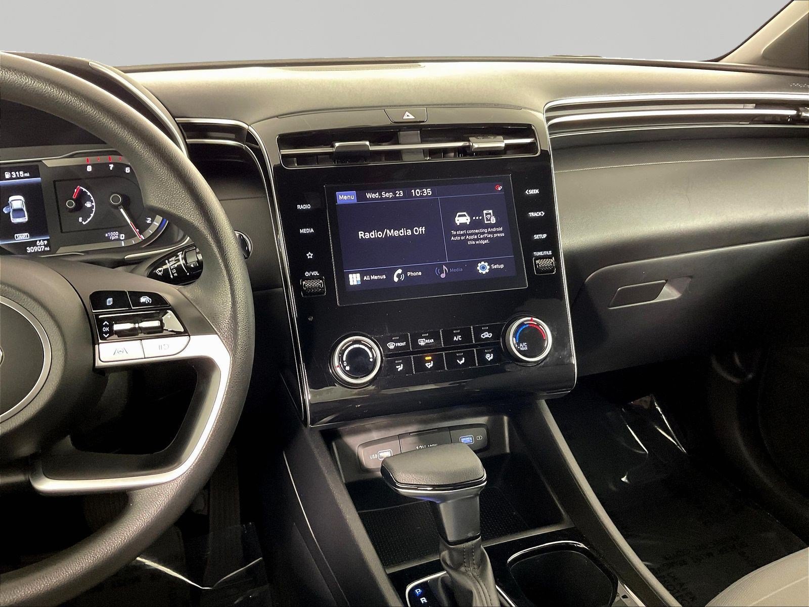 Used 2023 Hyundai Santa Cruz SEL AWD/4WD image 10