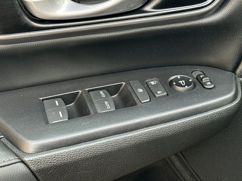 Used 2022 Honda CR-V EX-L image 13
