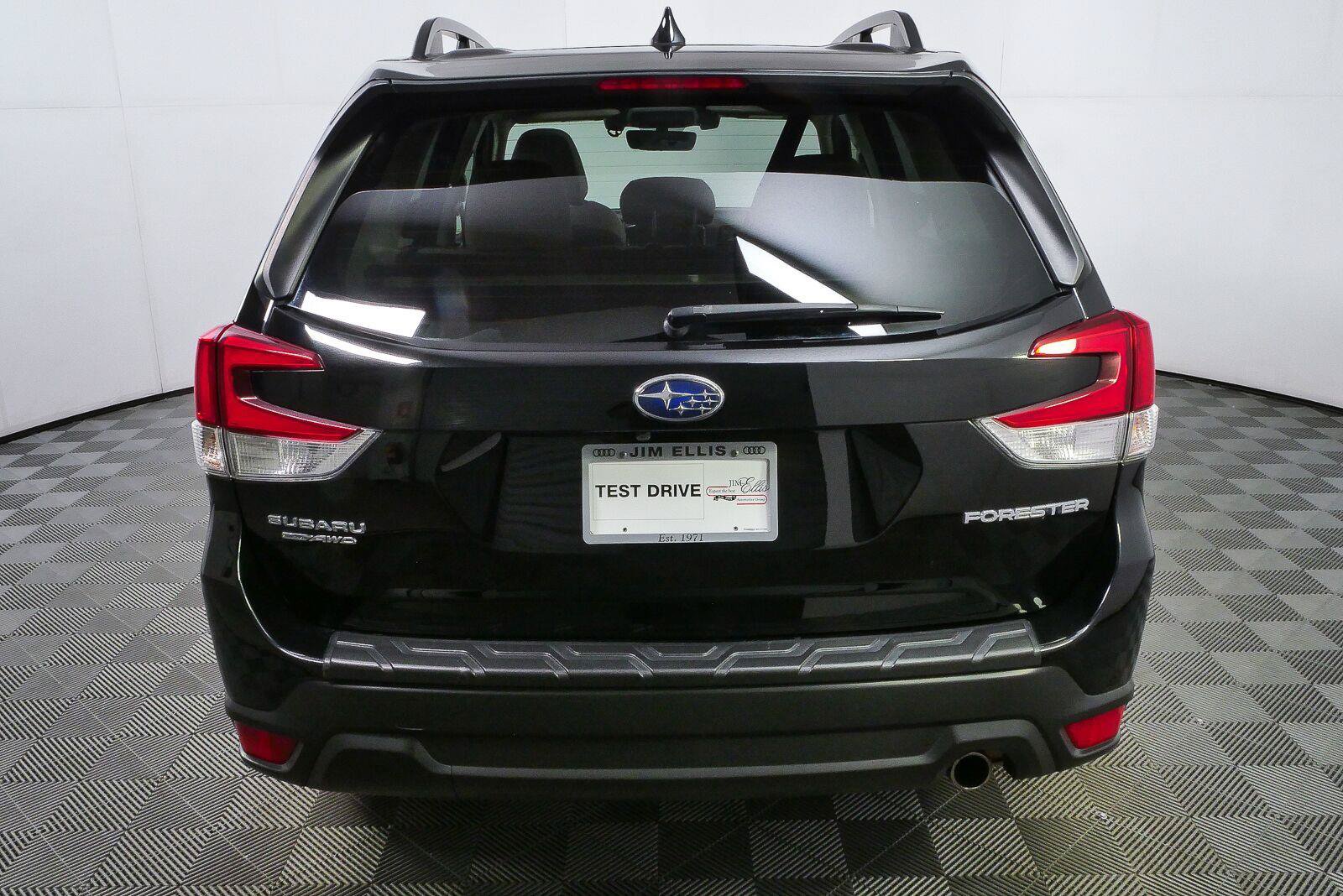 Used 2019 Subaru Forester Limited w/ Popular Package #3 AWD/4WD image 29