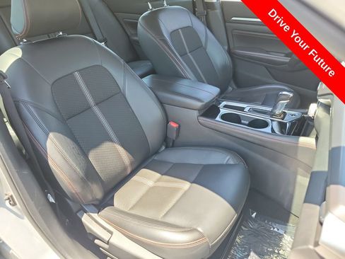 Used 2023 Nissan Altima 2.5 SR FWD image 19